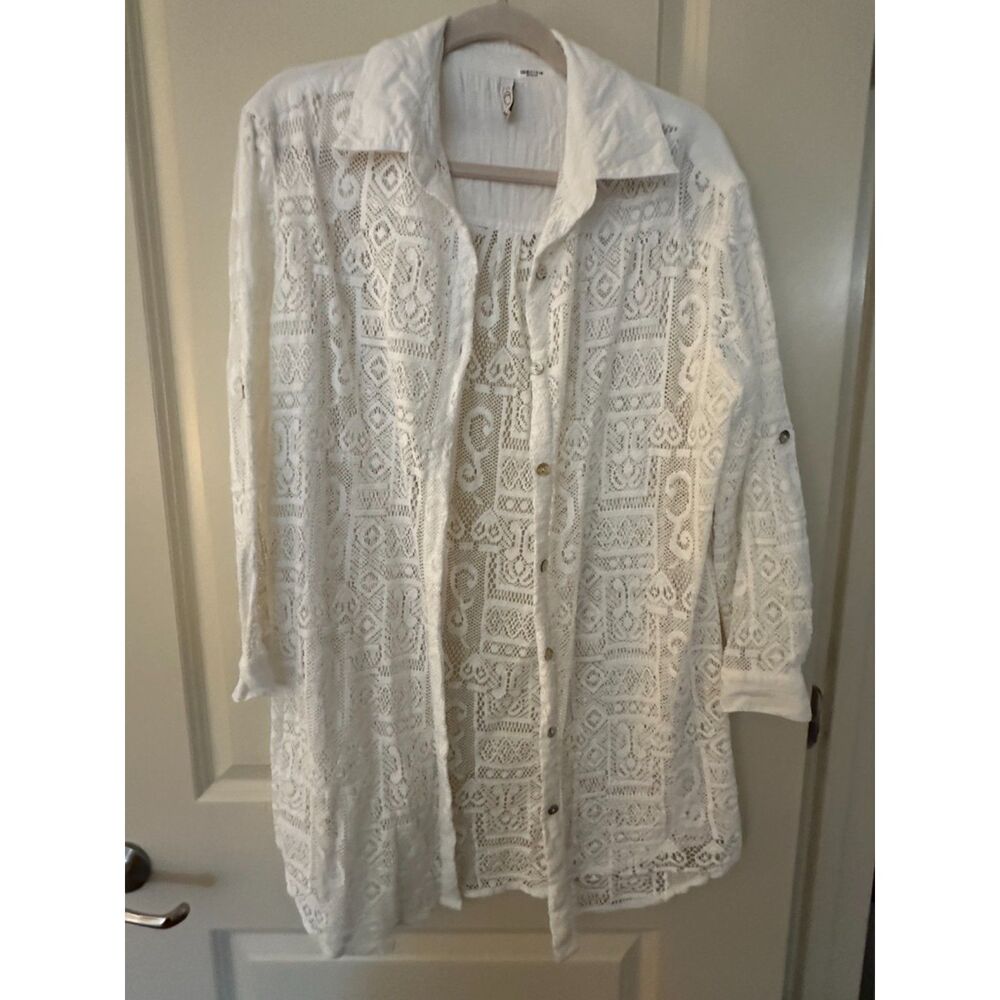 Becca by Rebecca Virtue White Button Down Cover Up Blouse Long Top Women's